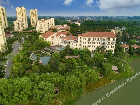 仪征江扬天乐湖温泉度假庄园图片