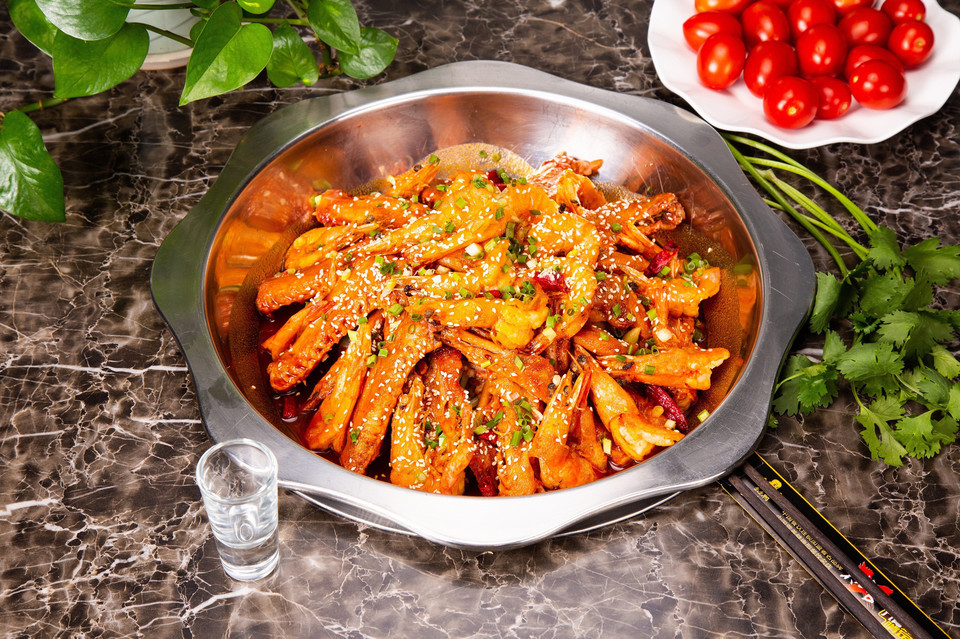 么么鸭鸭爪爪特色干锅枣阳店