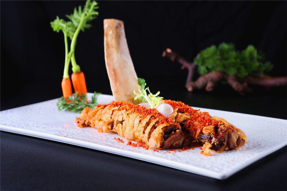 酥皮牛肋骨图片