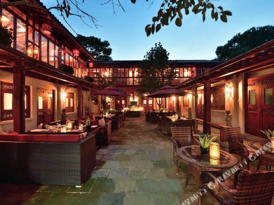 红墙景山花园酒店(三眼井胡同)图片