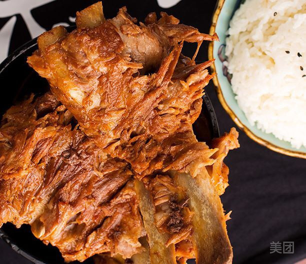 酱骨头排骨饭图片
