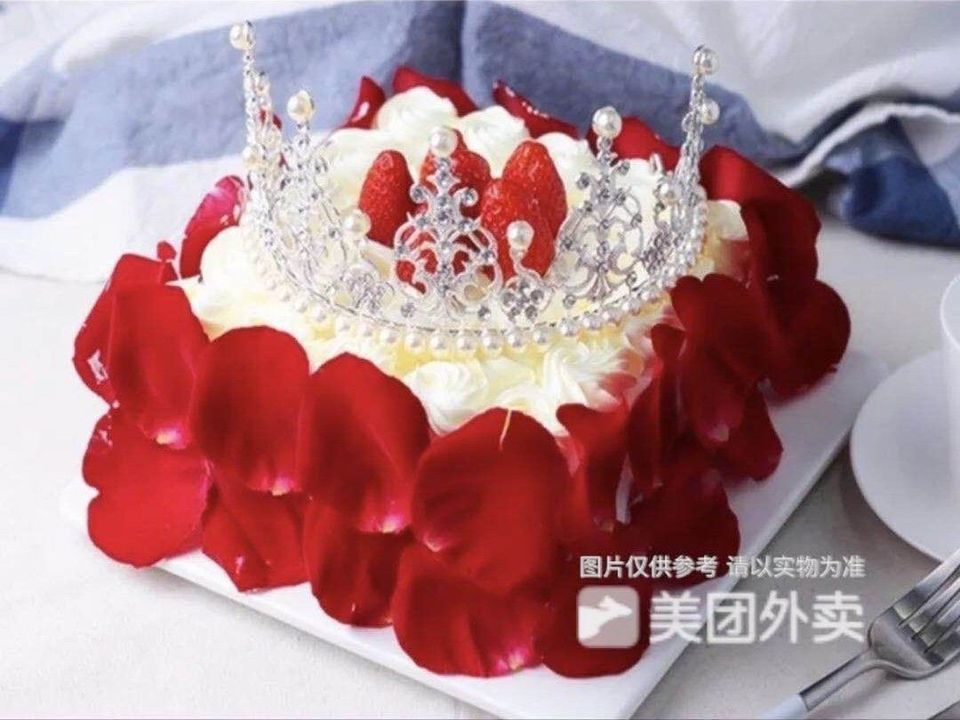 女神节玫瑰花皇冠图片