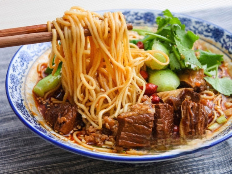 平江县城关镇国元新农牛肉面店图片