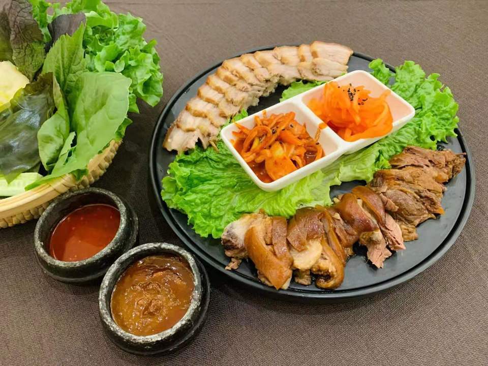 有机菜包肉图片