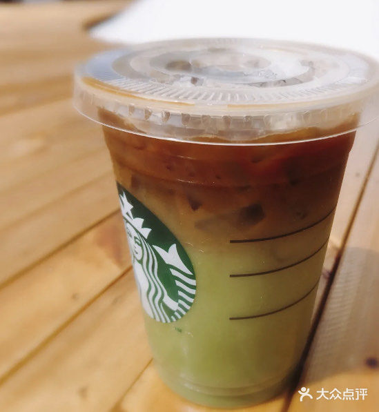 燕麦抹茶拿铁图片