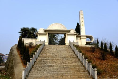 汀泗桥烈士陵园图片