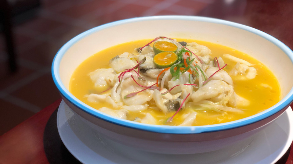 酸汤海鲈鱼图片