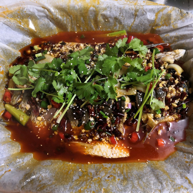 纸包大虾推荐菜:介绍:地址(在哪里):重庆纸包鱼位