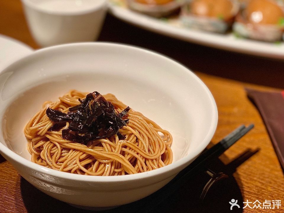 红葱葱油拌面图片