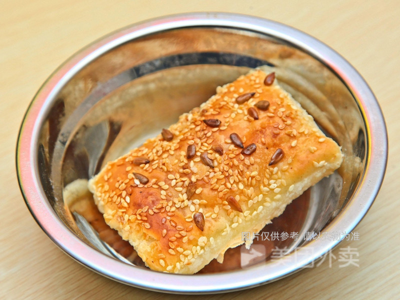 推荐菜:地址(在哪里):烧饼卷(大安店)位于济宁市兖州区兖肖线大安镇