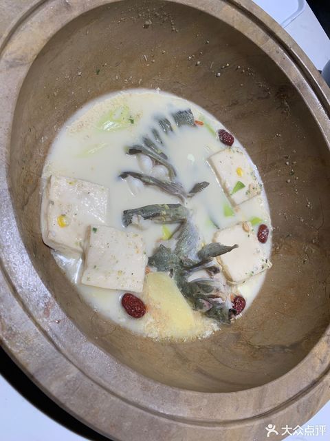 推荐菜:蒸汽草帽石锅鱼养生黑鮰鱼滋补养生锅电话:评论(怎么样,怎样
