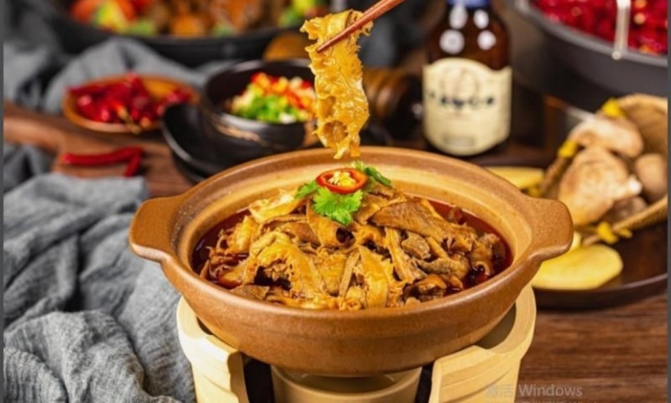 半城外牛杂火锅(东海店)