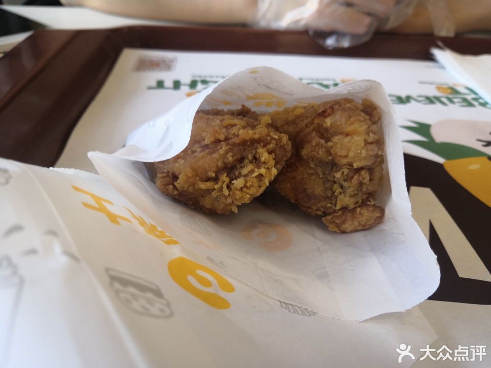 华莱士全鸡汉堡广利店
