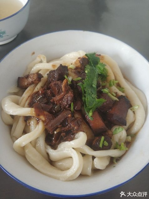 虎鹏黄酱面图片