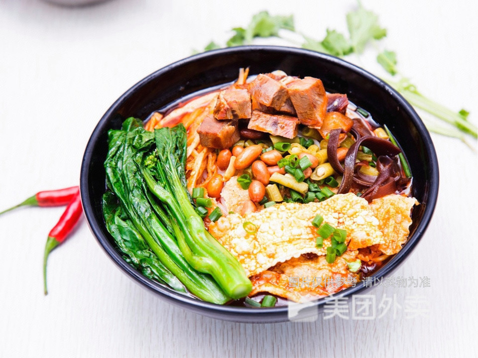 牛腩干捞螺蛳粉图片