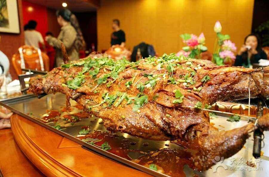 回乡园烤全羊饭店