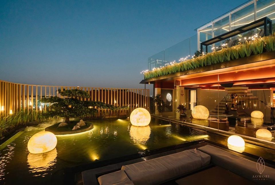 在哪,在哪里,在哪儿):佛山市顺德区伦教街道鸡洲村长丰大道青森酒店6