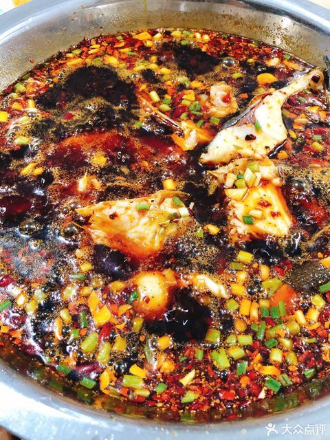 推荐菜:介绍:地址(在哪里):北渡鱼位于重庆市綦江区万东北路107号1-1