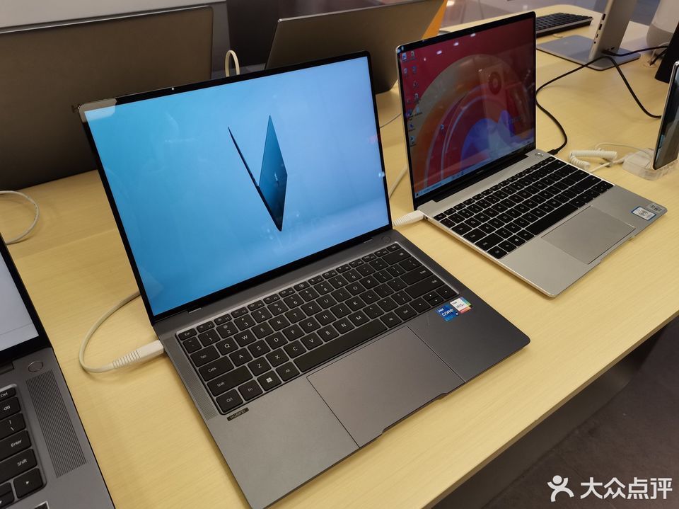 华为授权体验店(龙华ico商场店)图片