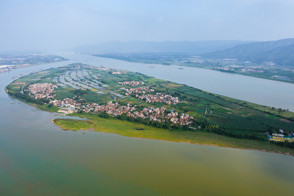 砚洲岛地址(位置,怎么去,怎么走,在哪,在哪里,在哪儿):肇庆市鼎湖区砚