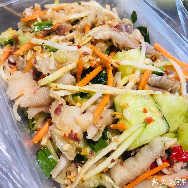 正宗傣味舂鸡脚