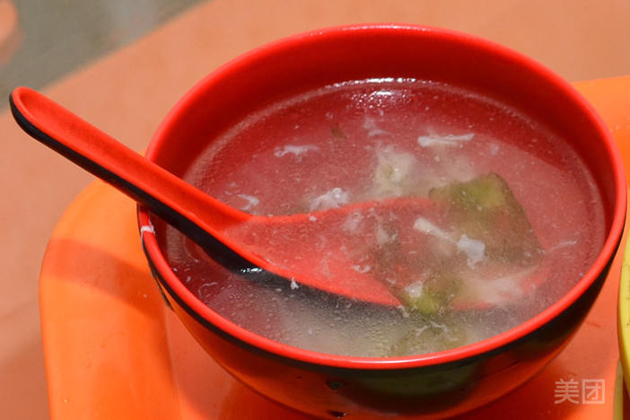 黄氏美食店(阜民路)位于梧州市阜民路工人医院对面(工人快餐隔壁)