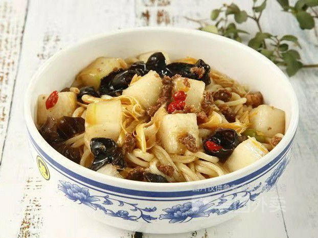 介绍:地址(在哪里):胖嫂拉面(开发区总店)位于开封市龙亭区宋城街道金