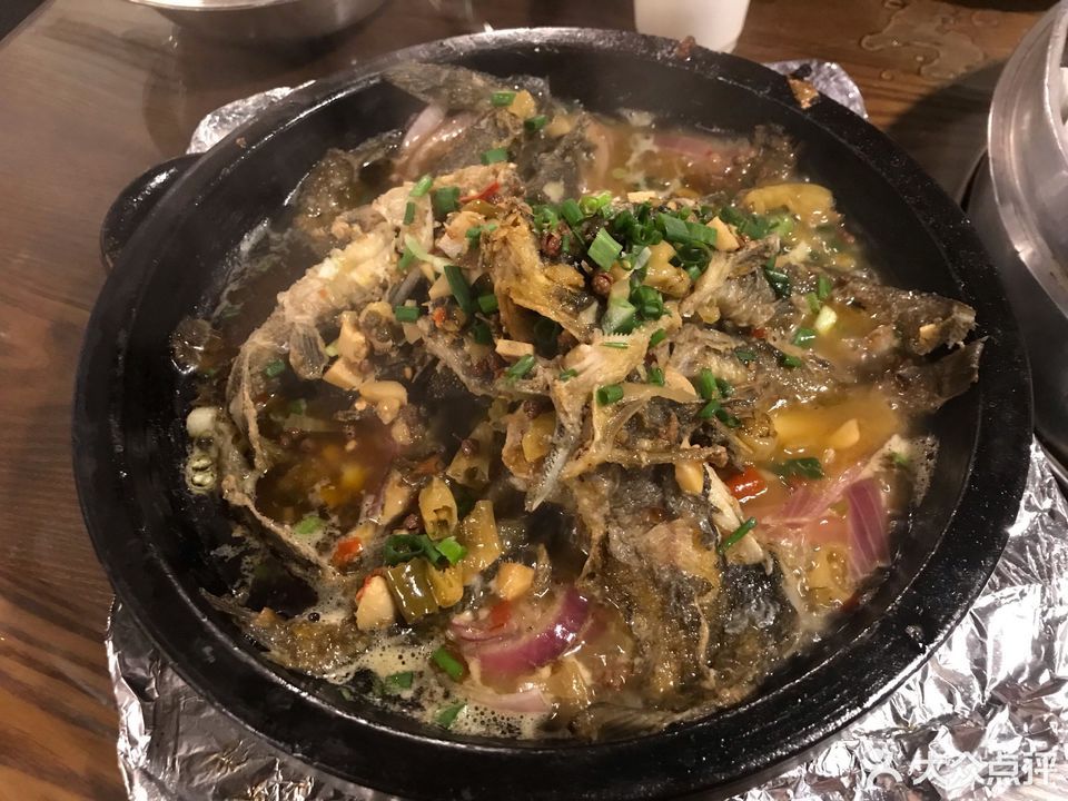 口水鸡汗蒸牛肉推荐菜:介绍:地址(在哪里):荣记兴酒楼位于重庆市荣昌