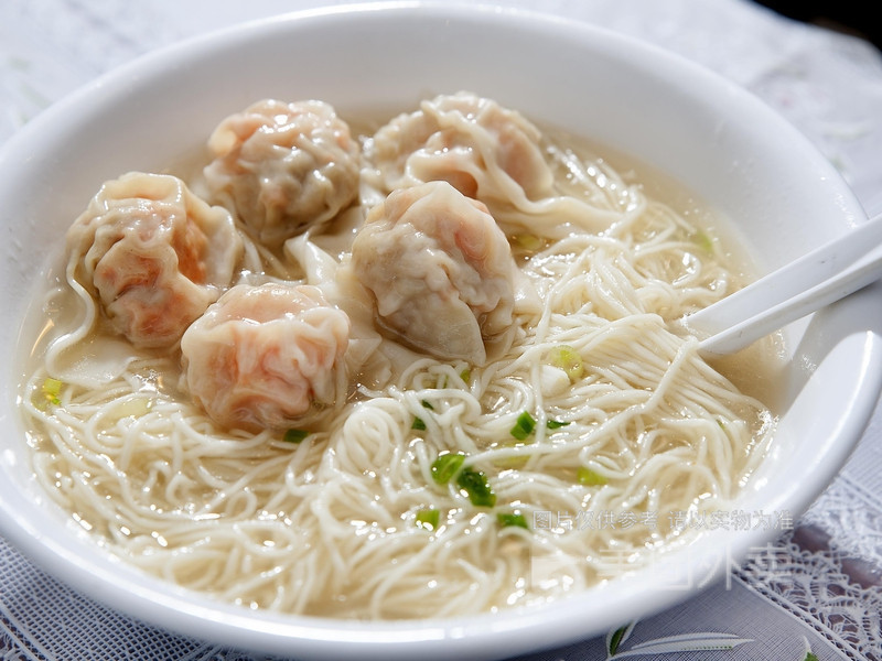 红肉云吞面图片