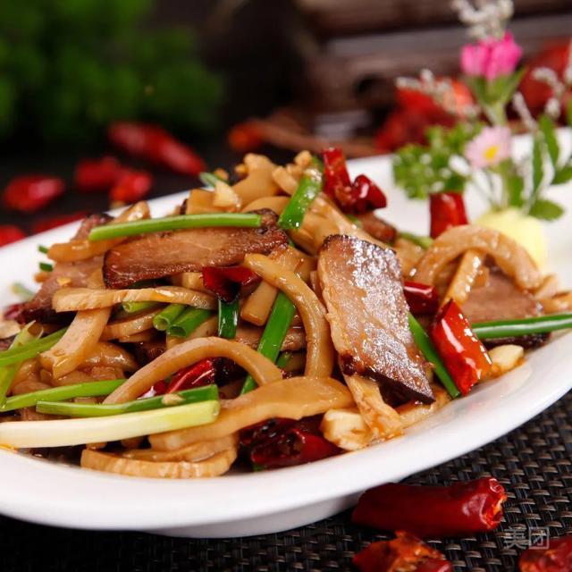 烟笋炒腊肉图片