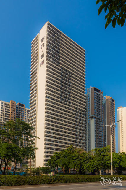 豪斯菲尔主题公寓珠海拱北口岸格力香樟店