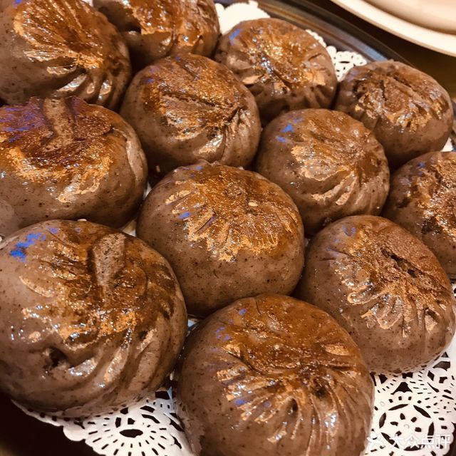 地址(在哪里):福满缘百鱼庄位于玉林市玉州区名山街道金玉路108号介绍