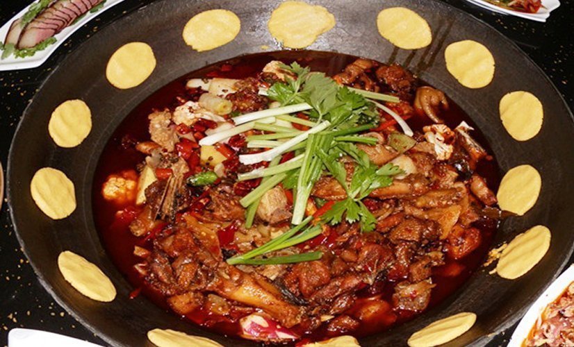 西宁柴火鸡包括:四川柴火鸡,成都柴火鸡,荣升柴火鸡