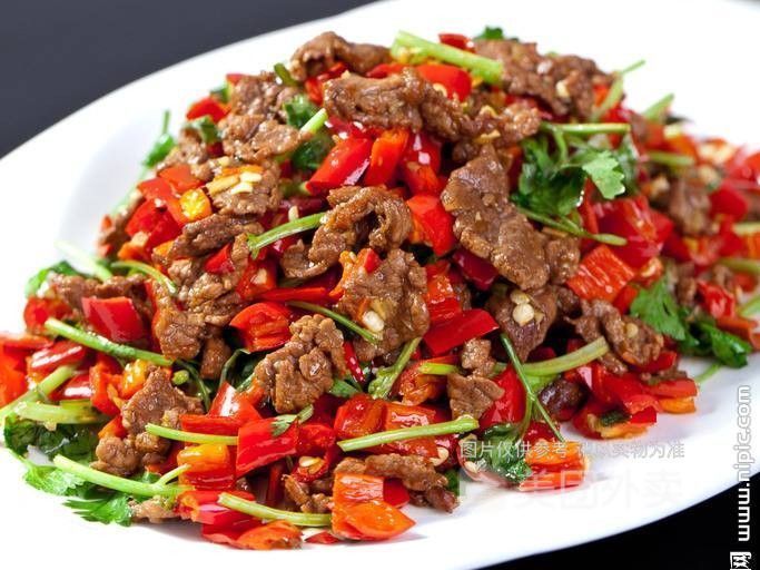 小炒黄牛肉图片