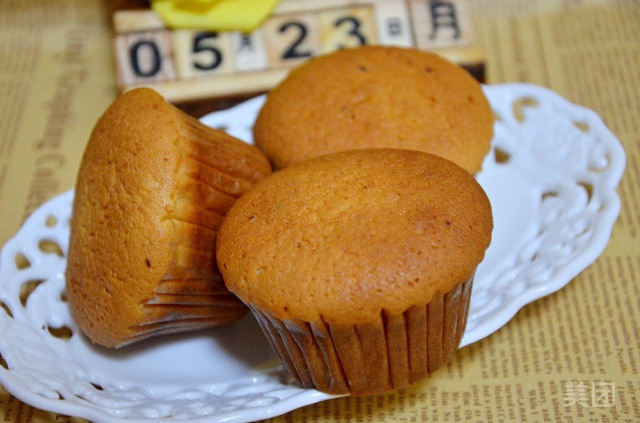 金杯小蛋糕图片