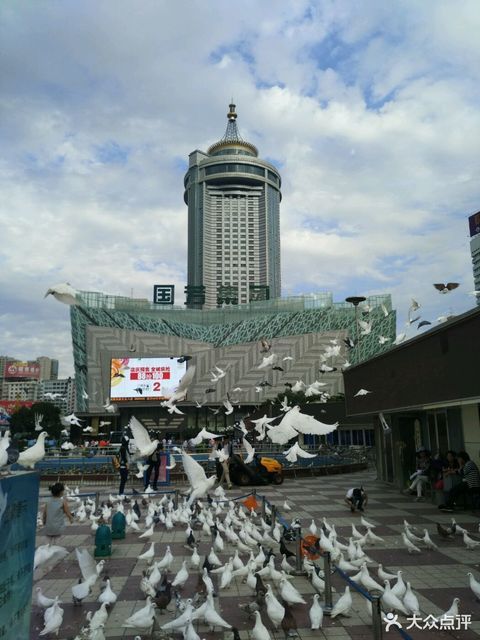 国芳百货(广场店)图片