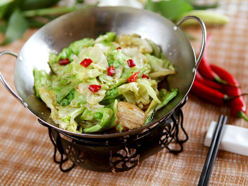 干锅手撕包菜图片