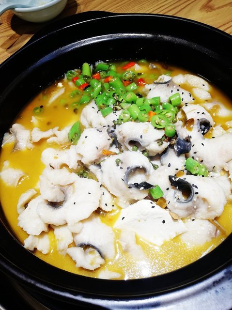 六小六鲜汤豆花鱼嵩山路店