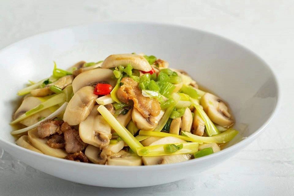 菜心煮口蘑图片