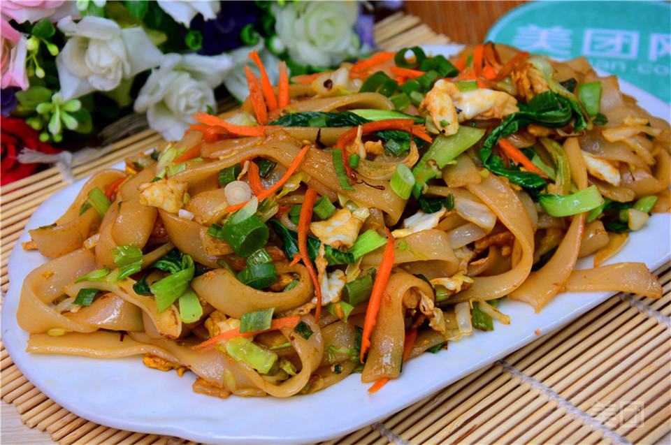 炒米粉推荐菜:介绍:地址(在哪里):福建子怡沙县小吃(万象一街店)位于