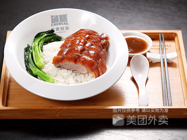 脆皮烧鸭饭图片