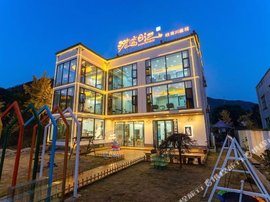 在哪儿):宣城市宁国市青龙乡龙阁村储家滩青龙湾生态风景区宁国聚龙湾