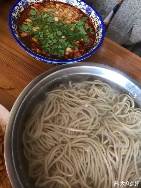 羊肉剁荞面图片