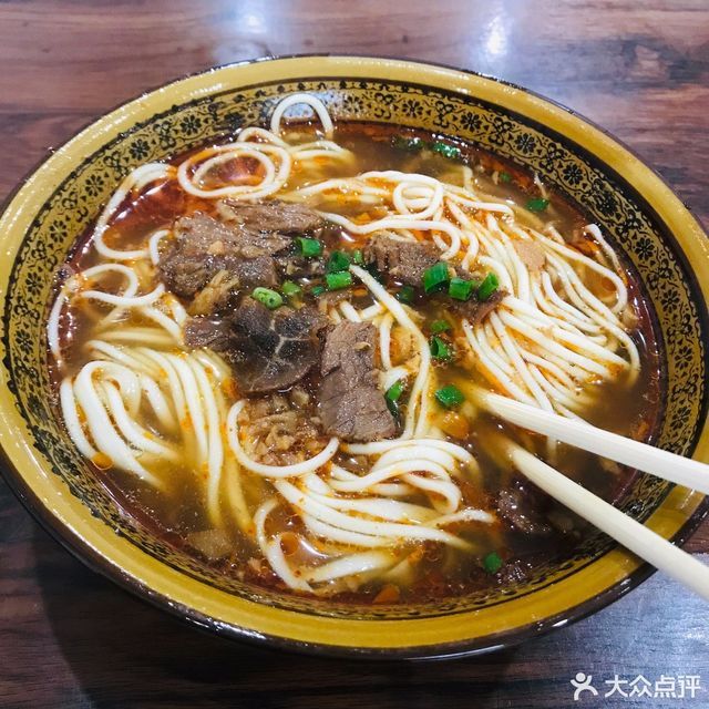 老张牛肉拉面图片