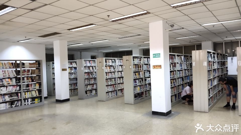 保定市图书馆图片