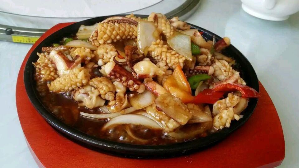 酱香羊蹄红烧牛尾推荐菜:介绍:地址(在哪里):河北香河县南来顺饭庄