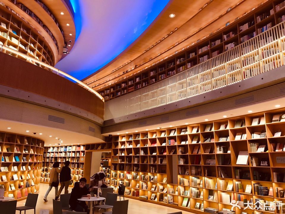 光的空间新华书店(爱琴海购物公园店)图片