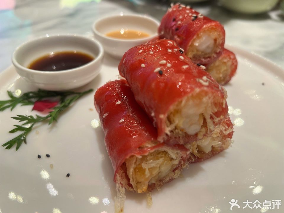 红米脆皮鲜虾肠粉图片