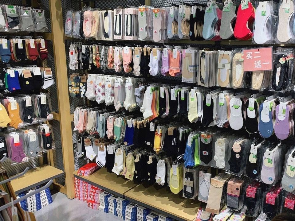 爱戴内衣店图片