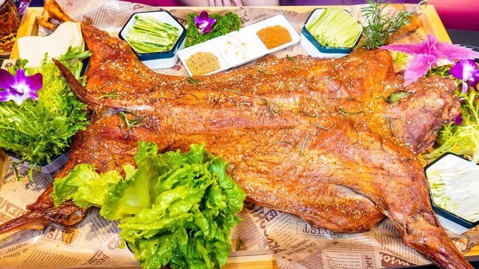 招牌烤全羊图片